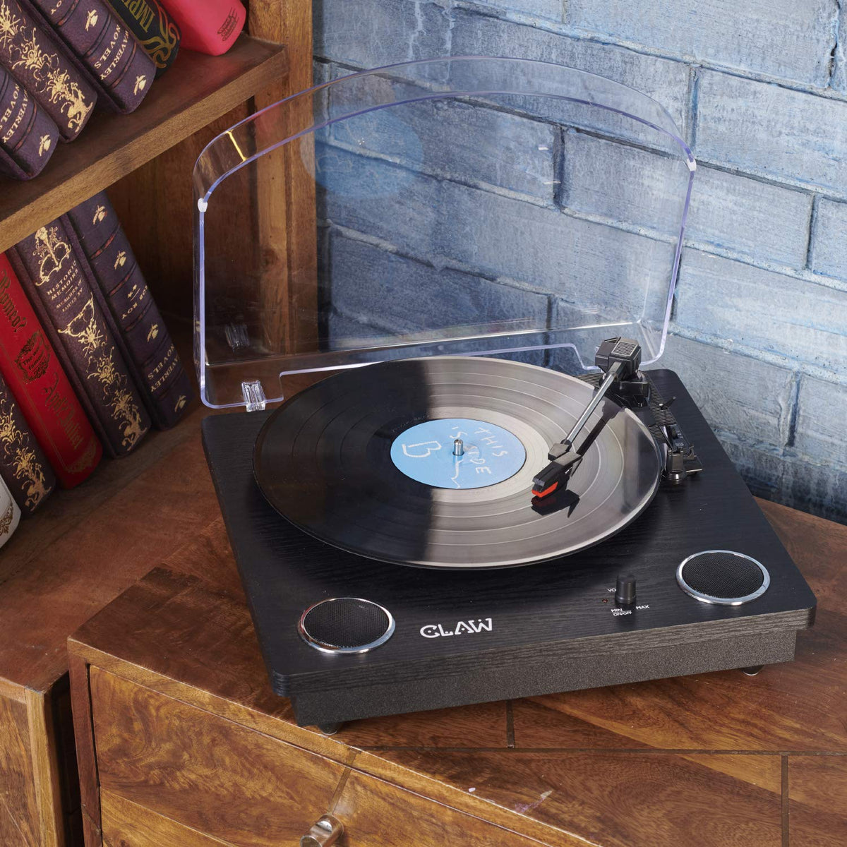 CLAW Stag Superb Plus - Turntable with Built-in Stereo Speaker and USB Digital Conversion Software for PC (Black)